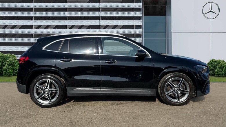 Mercedes-Benz GLA 220d 4Matic AMG Line Executive 5dr Auto Diesel Hatchback